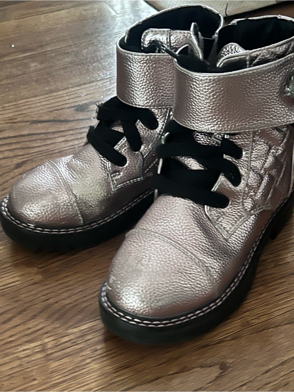 Kurt Geiger Kids PINK Metallic Silver Lace-Up Ankle Boots with Strap
